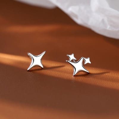 Boucles d'oreilles Puce Étoile Croisée Colorée Zircon pour Femme Fille Boucles d'oreilles Personnalité Étoile à Quatre Branches Coréennes Bijoux brown