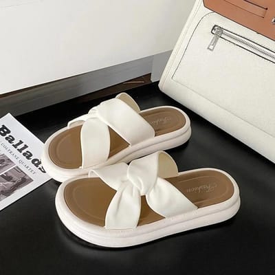Veelzijdige Sandalen met Dikke Zool Dames Zomer Nieuwe Buitenlaag Modieuze Crossbody Elegante Strand Slippers met Dikke Zool 38-39 gray