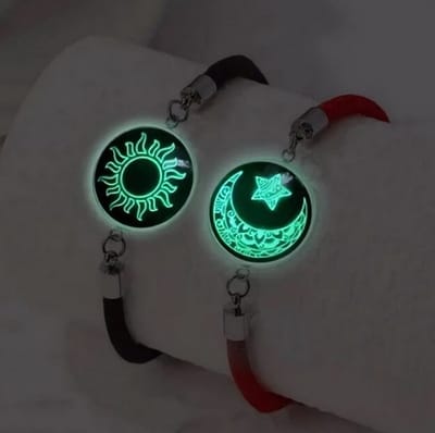 Set van 2 Roestvrijstalen Armbanden voor Vrouwen – Lichtgevende Zon en Maan Charme – Perfecte Vriendschap Cadeau voor Lovers en Vriendinnen | Sieraden voor Vrouwen, Charms Armband, Cadeau voor Feestdagen