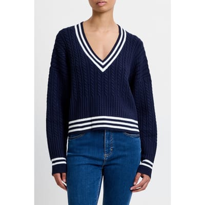 French Connection Babysoft Cable V Neck Jumper Duchess Blue/win Wht Maat: S | Sweaters Outlet | Dames | Blauw