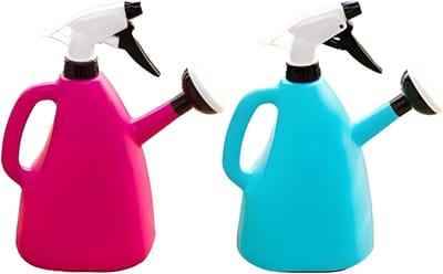 Set van 2 kunststof gieters met sproeier, 1 liter capaciteit, ideaal voor binnen en buiten tuinieren, lichtgewicht en gebruiksvriendelijk