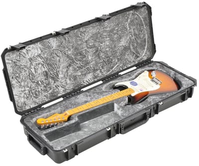 SKB - iSeries 4214-6 - Waterdichte Koffer - Zwart - Strat/Tele Gitaar Inlay