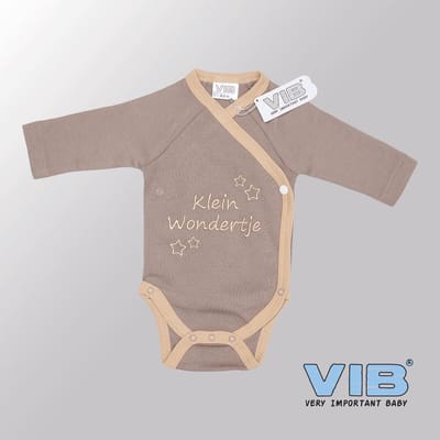 VIB® - Rompertje (overslag) Luxe Katoen - Klein Wondertje (Bruin) - Babykleertjes - romper - rompertjes - rompertjes met tekst - baby cadeau - baby aankondiging - overslagromper