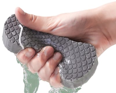 Badspons-Magische exfoliërende badspons - superzachte exfoliërende badspons - huidvriendelijk en herbruikbaar - verwijdert dode huidcellen voor alle huidtypen - voor mannen en vrouwen Roze kleur 1 stuks