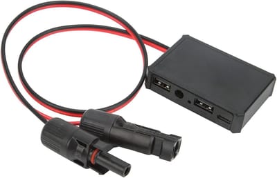 Zonnepaneel USB en C DC Interface voor het opladen van telefoons met spanningsstabilisator en adapter