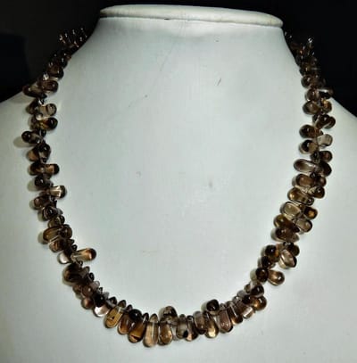 Rookkwarts druppel collier
