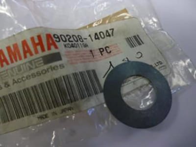 Scooter hardware Yamaha 50 Zuma 1989 - 2001 90208-14047 Gloednieuw