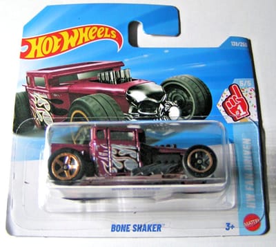 HOT WHEELS BONE SHAKER BORDEAUX RED 139/250 HW FAN DRIVEN 5/5 SHORT CARD 2026