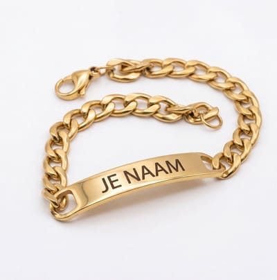 Armband met graveer, Armband met naam, Armband - gepersonaliseerd - goudkleurig - met gebogen naamplaatje - grove schakelarmband - verstelbaar, Armband met naamplaatje ,graveerarmband