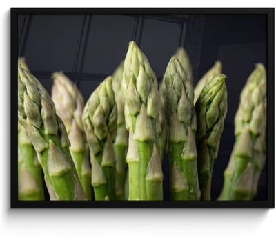 Poster in lijst - Fotolijst 80x60 cm - Posters - Asperges - Groen - Zwart - Posterlijst zwart - Decoratie - Wanddecoratie woonkamer - Muurdecoratie slaapkamer