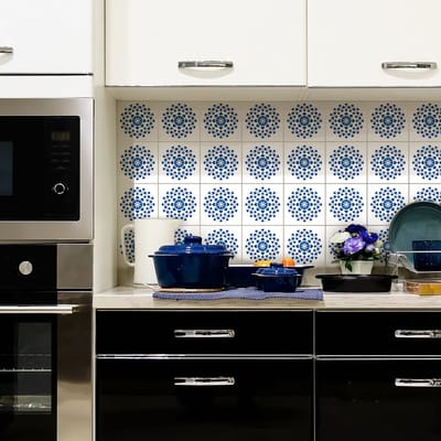 Zelfklevende muurtegelstickers voor keuken en badkamer - 24 Bohemian Nayelie tegelstickers - 24 stickers 10x10cm