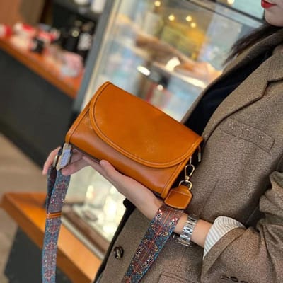 Zomer Leren Crossbody Kleine Tas voor Dames, Casual en Veelzijdig, met Een Brede Schouderband en Een Enkelzijdige Leren Tas orange