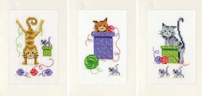 Vervaco - Wenskaart kit - Speelse katten set van 3 - PN-0145206 - Borduren - Borduurpakket - Borduurpakket volwassenen - Borduurpakket kind