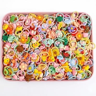 Set van 50 kleurrijke haar elastiekjes voor kinderen – elastische kinder haar banden met speelse figuurtjes – mix van pastel kleuren en vormen – haar accessoire meisjes