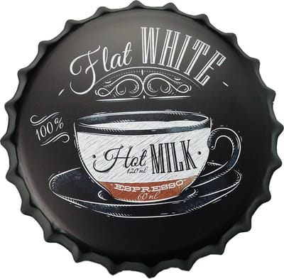 Koffie Wandbord - Flat White coffee - Metalen wandbord - Tekstbord - Metalen bord - Wandborden - Wandbord metaal - Wandbord rond - Coffee - Decoratie - Cave & Garden