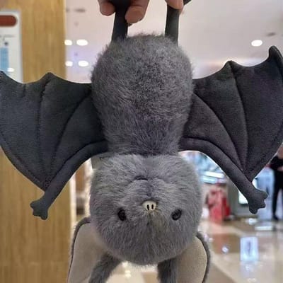 Schattig Vleermuis Pluche Speelgoed Zacht Pluizig Knuffeldier Gotische Stijl Huis Bureau Kantoor Auto Decoratie Halloween Ornament Nieuwigheid Cadeau Voor Vriend 22cm gray