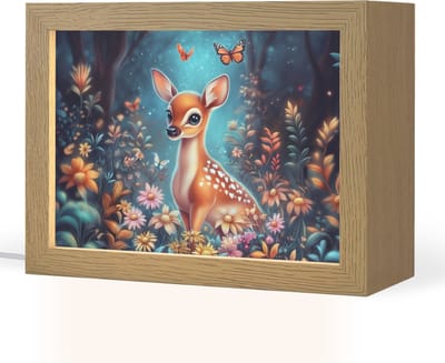 Nachtlampje 20x15 cm - Kinder lampje - Hert - Magisch - Sprookjesbos - Tafellamp kinderkamer - Slaapkamer lamp - Bedlamp kinderen - Kinderlampje stopcontact - Wandlamp babykamer - Nachtlampjes