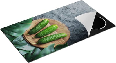 Chefcare Inductie Beschermer Komkommers met Bladeren op Zwarter Marmer - 95x50 cm - Afdekplaat Inductie - Kookplaat Beschermer - Inductie Mat