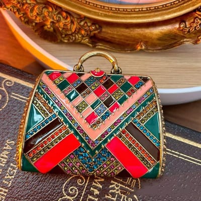 Vintage Klassiek Dames Heren Zware Industrie Kristal Broche Badges Midden Stijl Unisex Strass Exquise Speld Accessoires Cadeau black