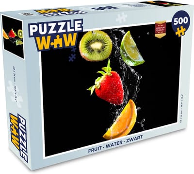 Puzzel Fruit - Water - Zwart - Stilleven Aardbei - Kiwi - Legpuzzel - Puzzel 500 stukjes