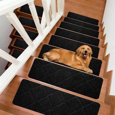 Set van 15 Zelfklevende Trapmatten 55 x 19 cm Geschikt voor Houten, Tegel en Marmeren Trappen (Zwart) - Antislip, Duurzaam en Gemakkelijk te Installeren