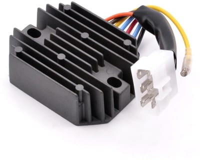SolidChoice - Spanningsregelaar - Gelijkrichter - 12V - Geschikt voor motoren - Voor Komatsu en Yanmar - Model 119640-77710 - Betrouwbaar en duurzaam
