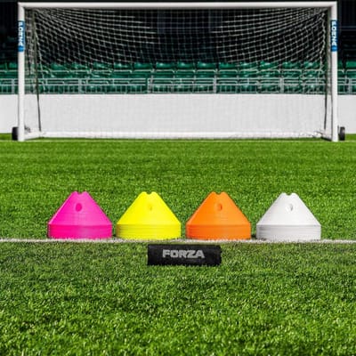 Extra Grote Trainingsmarkeringen Voetbal Kegels - Set van 20 Stuks - Weerbestendig PVC