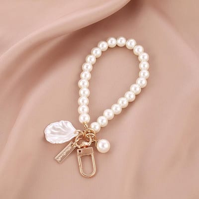 Schattige Parel Sleutelhanger voor Vrouwen Meisjes Glanzende Parelmoer Kralen Schelp Telefoon Tas Rugzak Bedeltje Accessoire Auto Sleutel Sleutelhanger Hanger beige