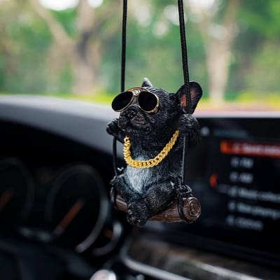 Swingende Hond Auto - Auto Hanger - Auto Decoratie - Schudt Tijdens Rijden - 7.9 x 6 x 5.7 cm