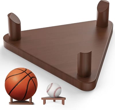 Houten Sportbal Display Stand met Driehoekig Afneembaar Ontwerp voor Diverse Ballen, Bruin, Massief Hout