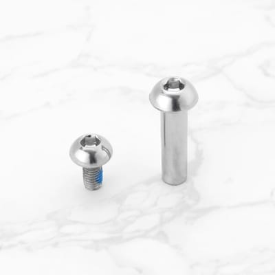 Dailygoods- Schroeven 2 Sets - M8 Vrouwelijke Nagel 29mm - Subnagels 12mm - Koolstofstaal - Halve Cirkel Zeshoek - Zilveren Bevestiging - Fietsschroeven