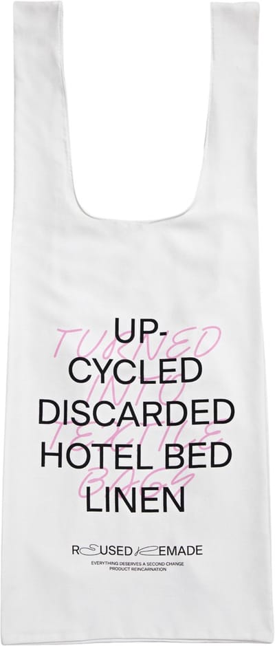 Reused Remade Upcycle Schoudertas - 100% Hoteltextiel - GOTS gecertificeerd - 20 liter - 14 KG draagkracht - Uniek design