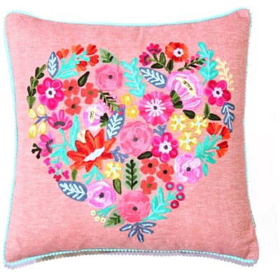 Only Natural sierkussen kussen velvet fluweel roze met geborduurd hart met bloemen 45 x 45 cm