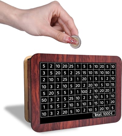 Houten spaarpot - Doel €1000 - Aftel spaar pot - Bereik je spaardoel - Unieke methode - Streep af wat je erin gooit - Spaarpotten - Herbruikbaar - Sparen - Cadeau - Tip