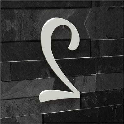 Huisnummer 2 - Huiscijfer - Huis Herkennen - Klassiek Lettertype - 20 cm - Wit