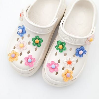 Schoenaccessoires-geschikt voor crocs charms- geschikt voor crocs pins- geschikt voor crocs Accessoires- geschikt voor Crocs Jibbitz-12 kleurrijke kristallen bloemen