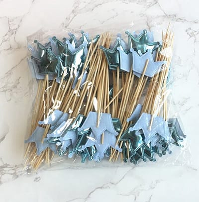 Akyol - Koning prikkers -cocktailprikkers -Kroontjes prikkers |communie prikker |glanzend-cup cake prikker kroon 10 stuks-taart-verjaardag cup cake topper prins -cocktail prikker-cocktailprikker kroon - party prikkers prins- prikkers prins-verjaardag