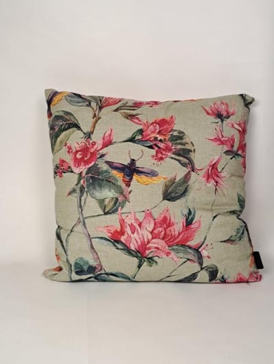 Madison sierkussen 45x45cm Bee Pink