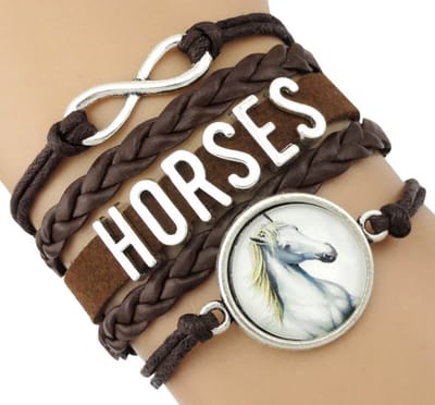 12Getit Armbandje Bruin met paarden (Horses) hangertje.