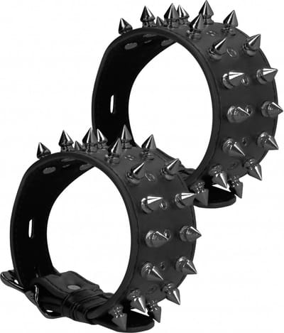 Ouch! Skulls and Bones - Enkel Boeien met Spikes
