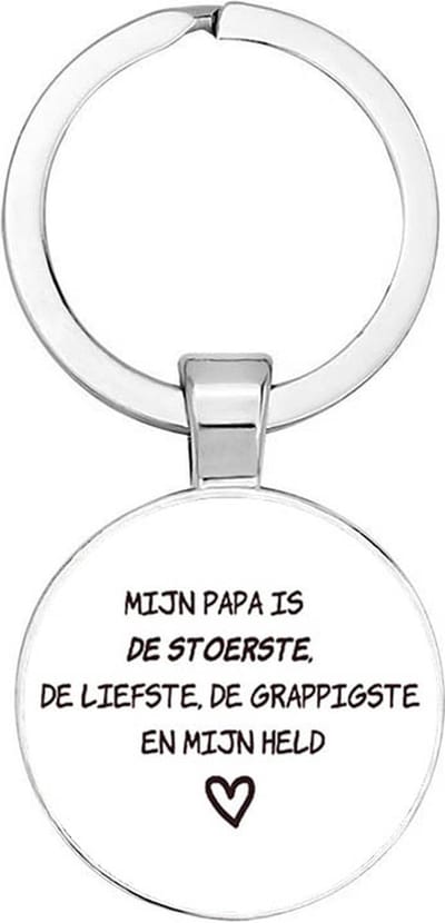 Akyol - Mijn papa is de stoerste Sleutelhanger - Vader sleutelhanger - Familie sleutelhanger - Vaderdag cadeautje - Papa cadeau - 2,5 x 2,5 CM