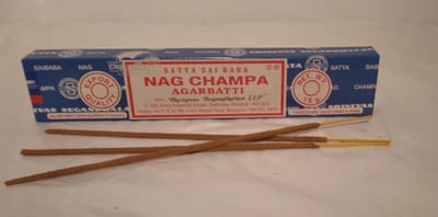 Satya Sai Baba Nag Champa Wierookstokjes 3 pakjes 36 stokjes Wierook 2021 Series