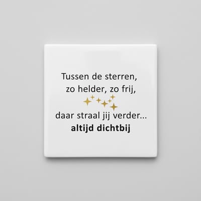 Poëtische Liefde Quote Decoratieve Keramische Tegel 15x15 cm – “Tussen de sterren… altijd dichtbij” Elegante Wanddecoratie