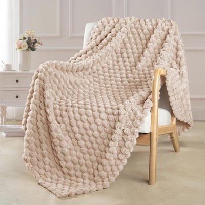 Extra Large Soft Fleece Blanket - 50x70 Inch Stylish Jacquard Blanket for All Seasons
