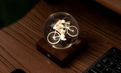 Gingko - Amber Crystal Ball Night Light - Cyclist - Fietser
