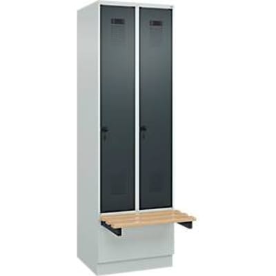 C+P Evolo Plus garderobekast, 2 vakken van elk 300 mm breed, sokkel, zwevende bank, B 600 x D 815 x H 1950 mm, draaischroef, lichtgrijs/antracietgrijs