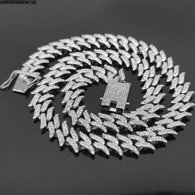 Luxe Designer Doorn Kat Hond Halsbanden Bling Diamant Cubaanse Ketting Hondenhalsband Goud Zilver Tweekleurig Huisdier Sieraden Accessoires 16Mm 20CM for pet owners zilver