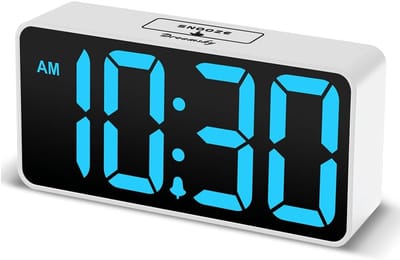 Digitale Wekker - Tafelklok - Wakker Worden - Instelbare Helderheid - 6.6 cm Hoog - Zwart
