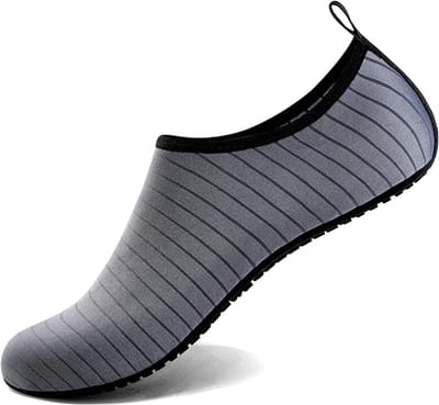 1 Paar Waterschoenen - Sneldrogende Zwemschoenen - Strandschoenen - Indoor Fitness Schoenen - Ademend, Antislip, Slijtvast - Voor Dames en Heren - Grijs(Maat：Binnenlengte 27,45 cm）