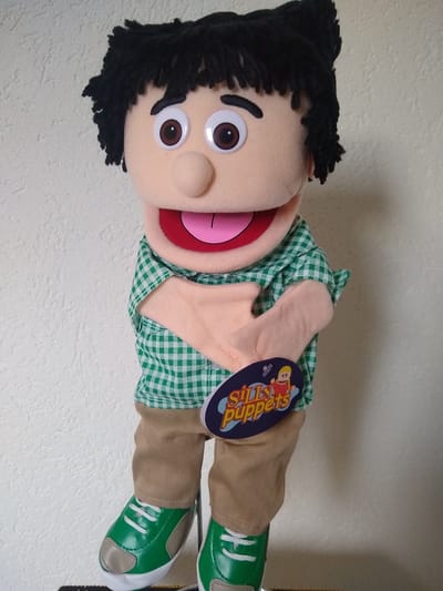 Sillypuppets - Handpop Kennie 35 cm - Handpoppen - Poppenkastpoppen - Poppentheater